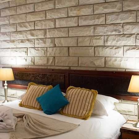 Imperani Guesthouse 菲克斯堡 外观 照片
